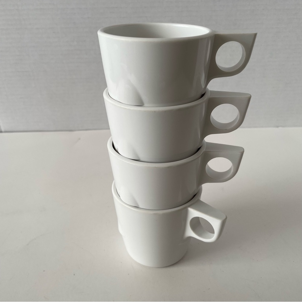 Dallas Ware White Melamine Cups Stackable Set of 4